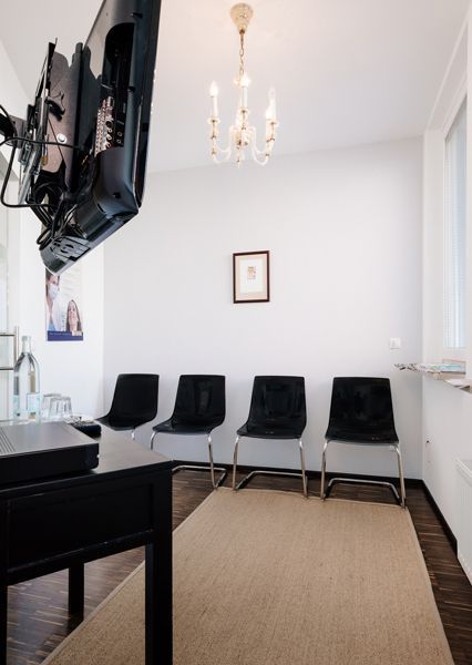 Dr. med. dent. Eva Reinhardt Wartebereich