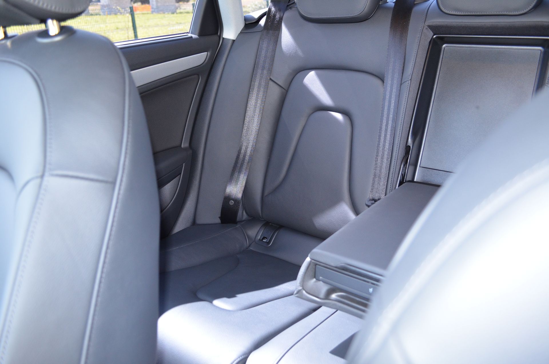 Intérieur cuir d'un des véhicules de la société