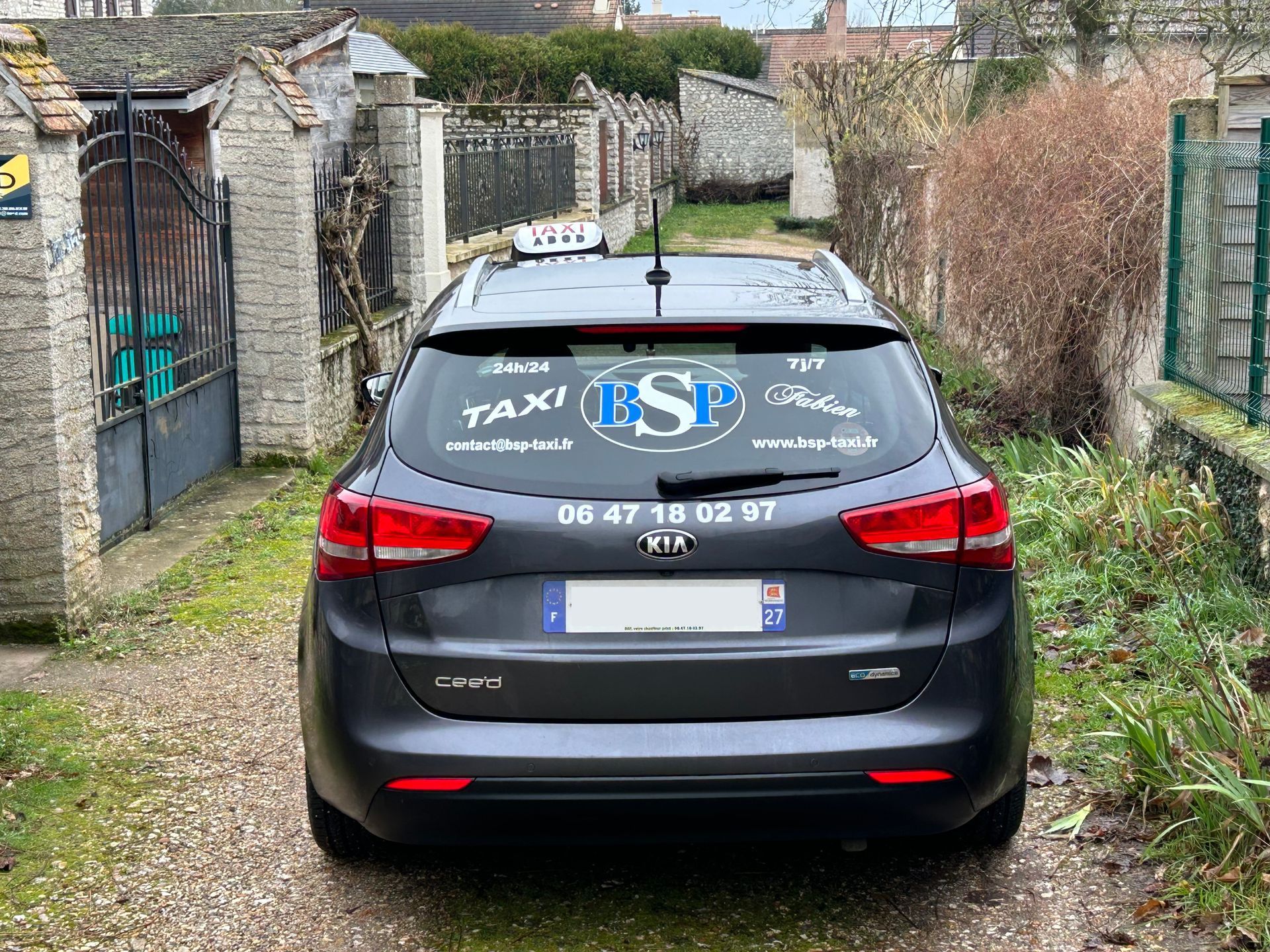 Flocage de la Ceed de derrière