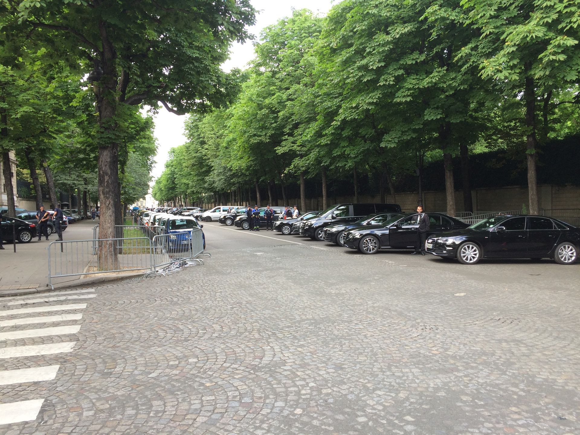 Rue de pavée parisien