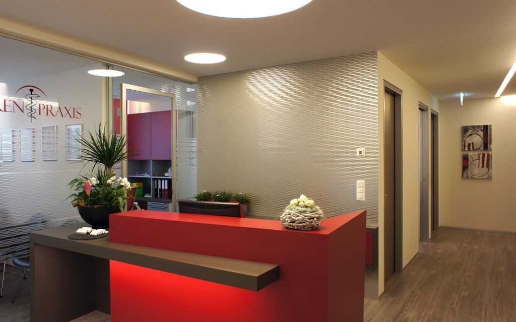 PRAXIS LOREN - Uster