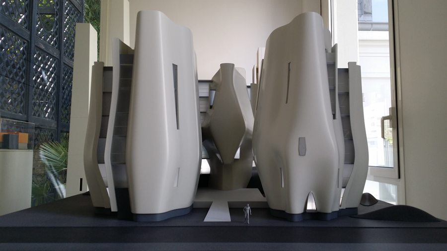 Bâtiments blancs moulés