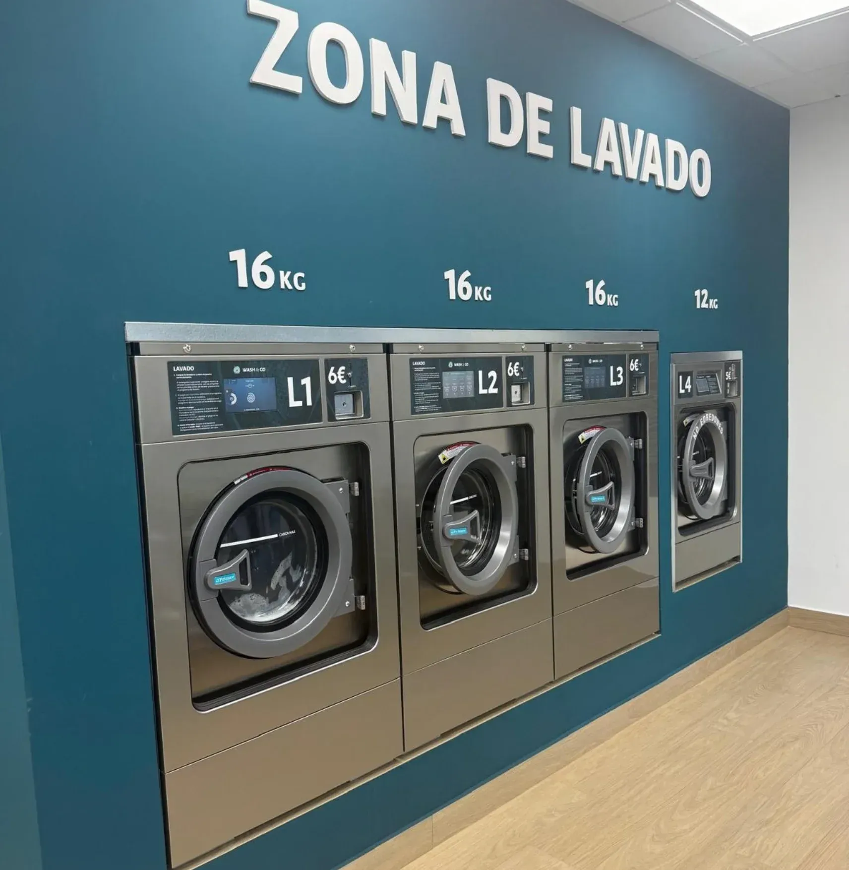 Lavadoras profesionales de 16 kg en Wash & Go Móstoles