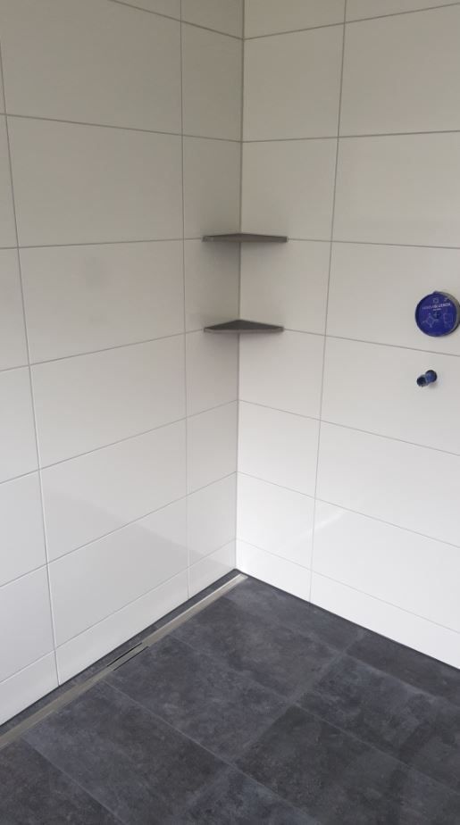 Fliesen in der Dusche