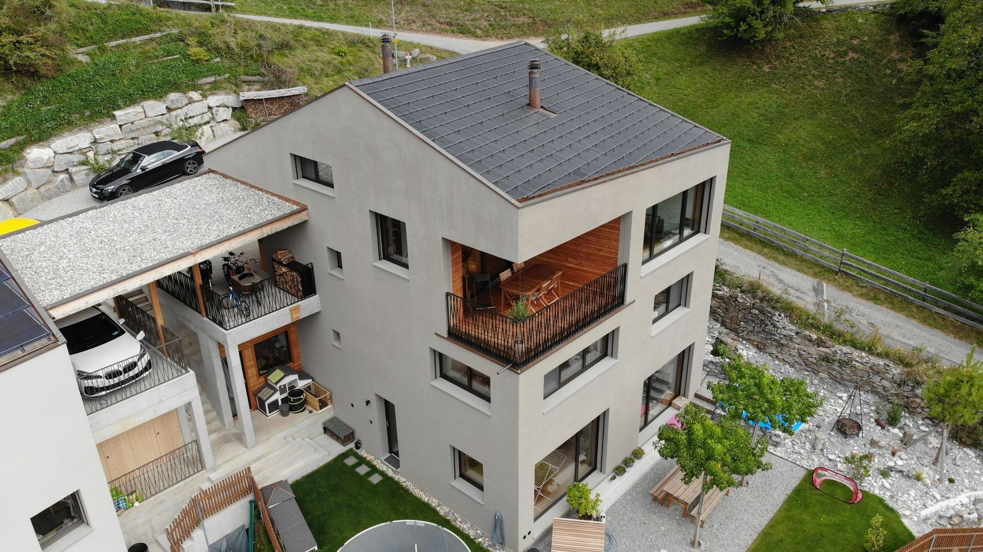 Doppeleinfamilienhaus Trin - Valaulta Berni AG - Rueun