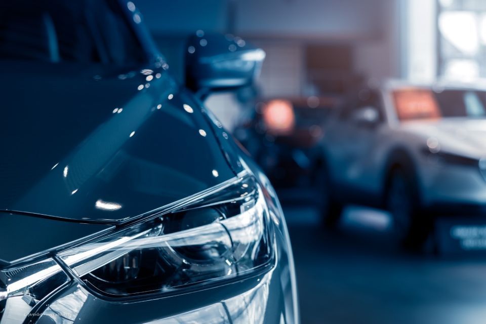 Auto im Autohaus