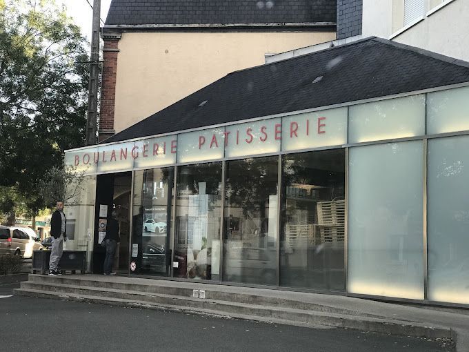 Devanture extérieure de l'établissement Boulangerie-Pâtisserie Cyril Avert.