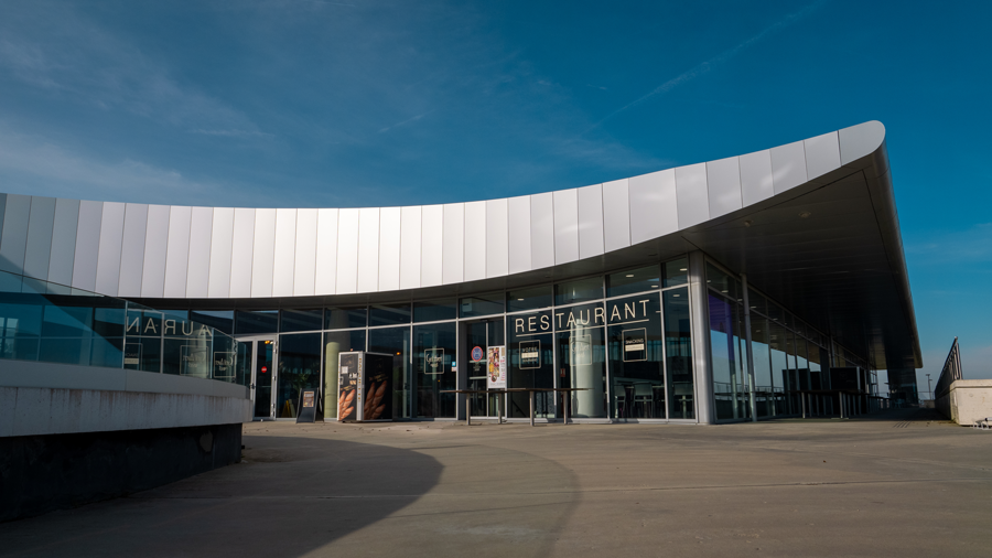 Devanture extérieure de l'établissement Le Rive's.