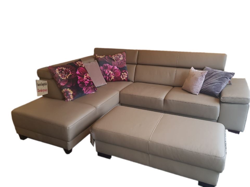 L-förmiges Sofa in Beige mit passendem Ergänzungsteil