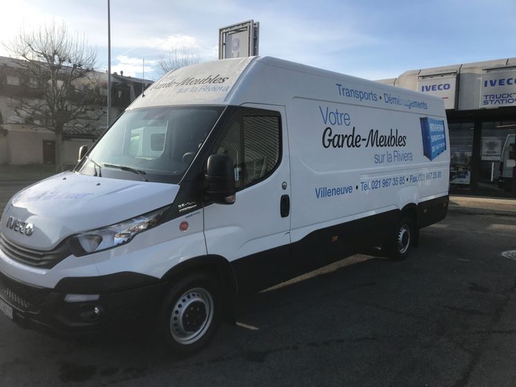 location véhicule de déménagement - Riviera Services SA