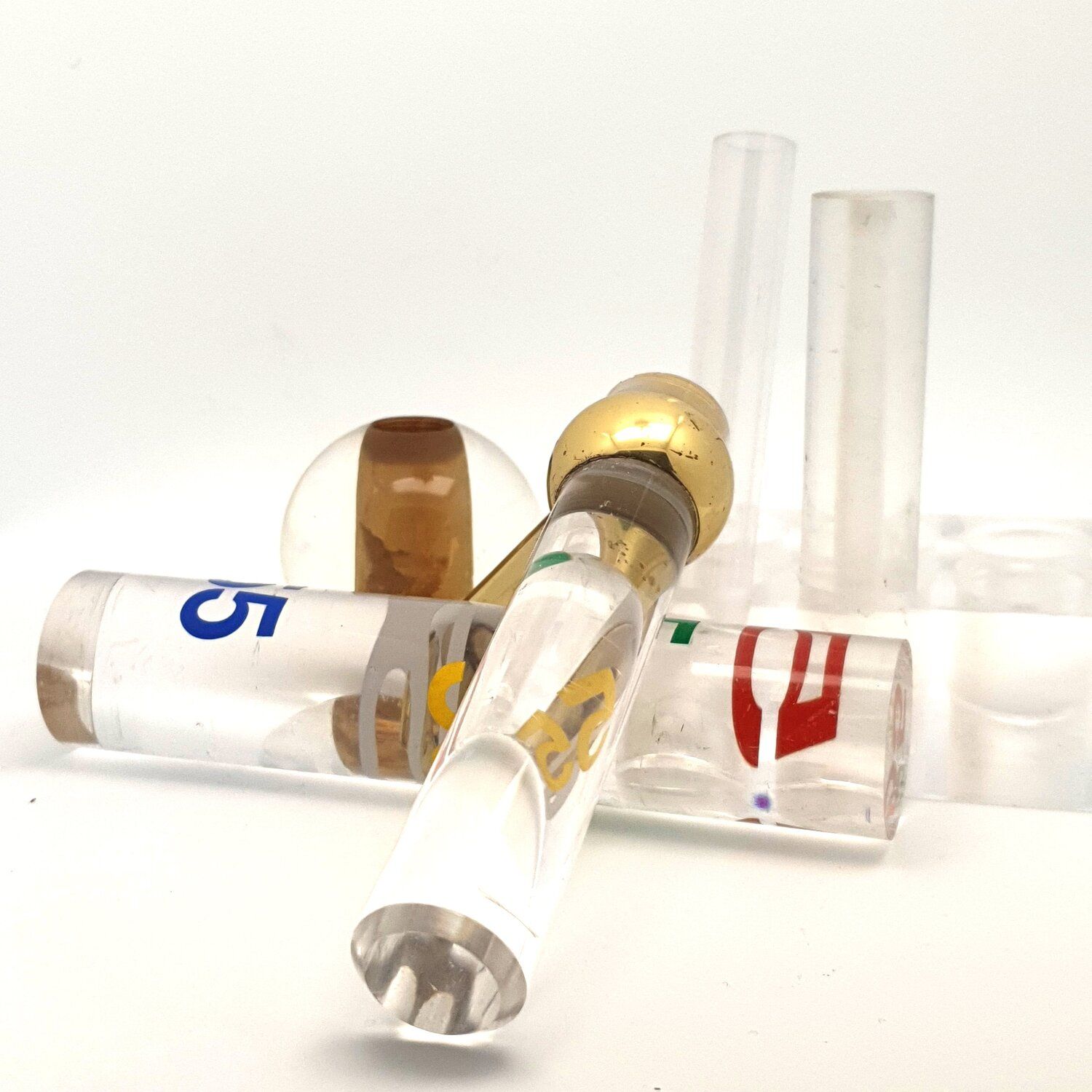 Toutes les matieres thermoplastique en plaqques, jonc, tubes... : PMMA, Plexi/altu, PC, PE, PET,