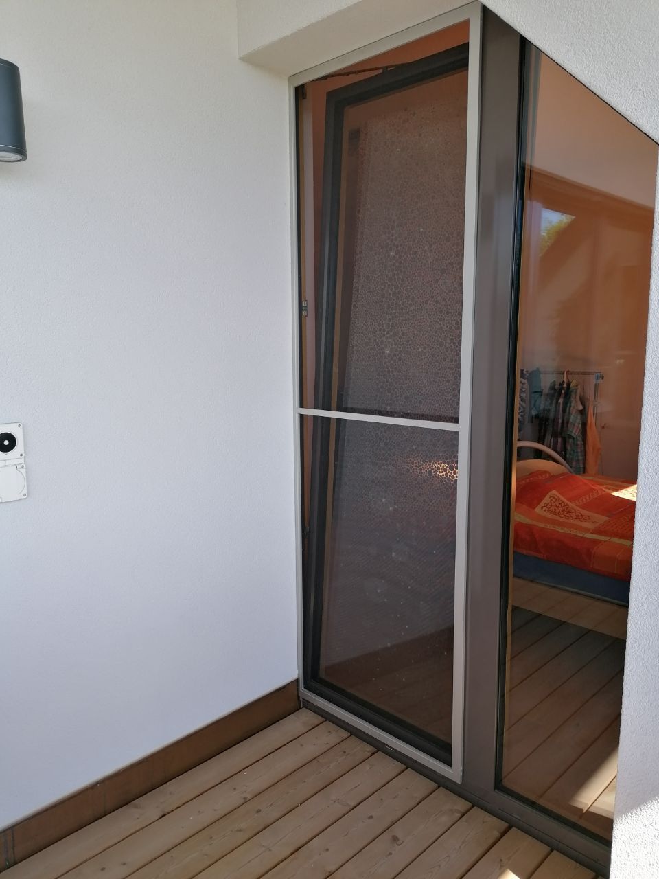 Ihr Schreiner Krauer-Sommer AG Insektenschutz