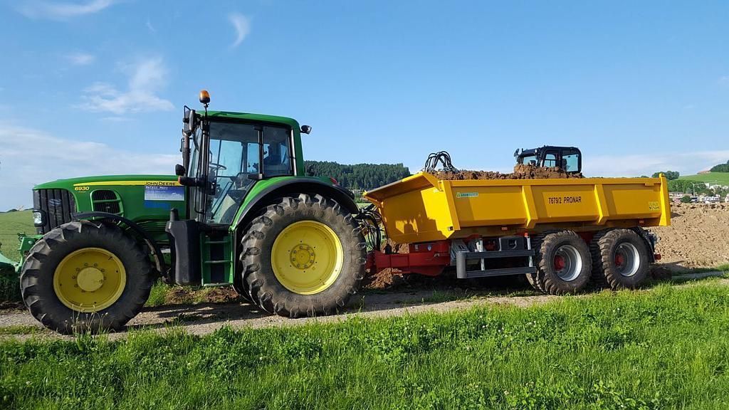 Travaux agricoles - Balzli Marc - Chésopelloz