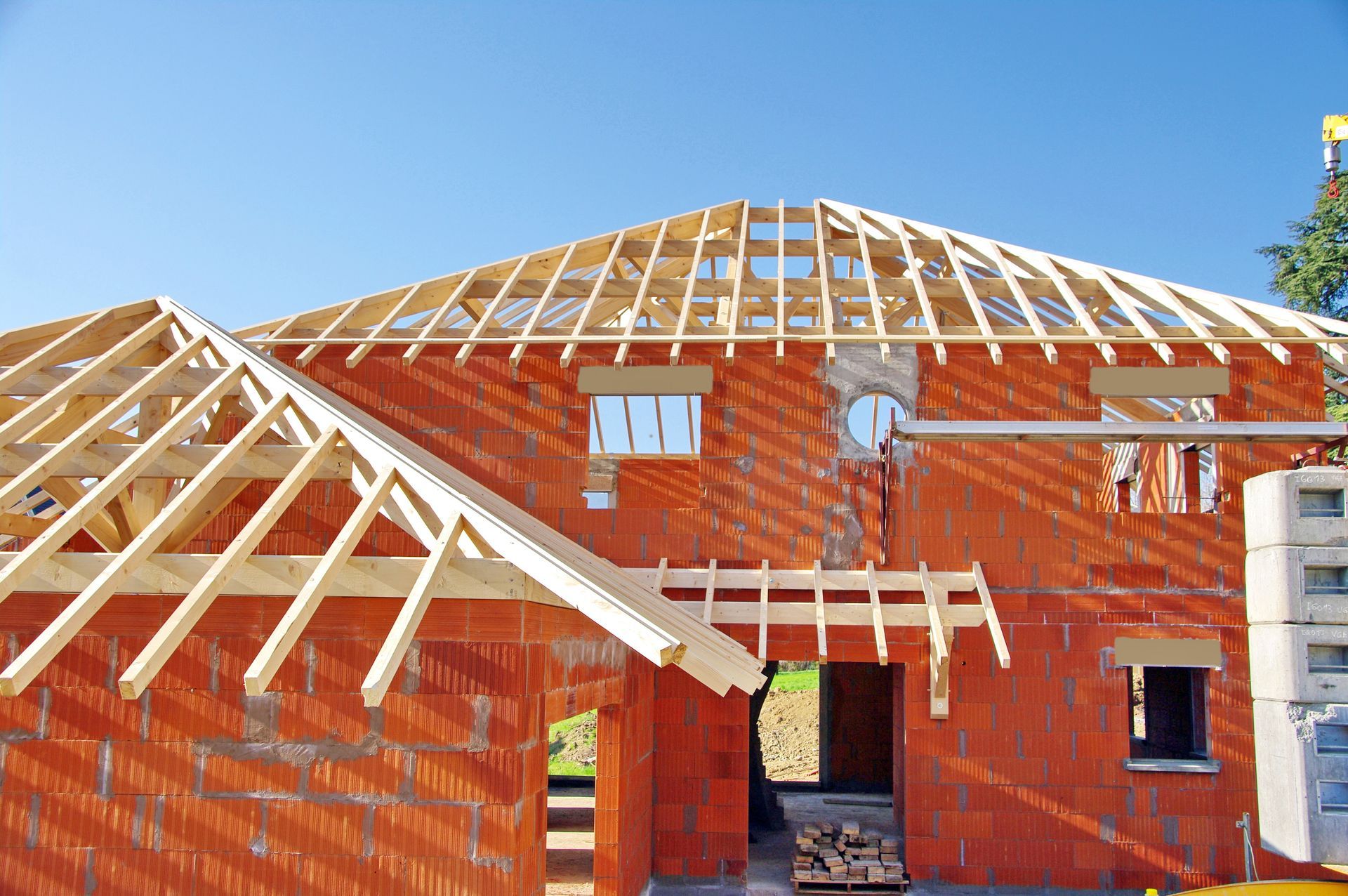 Charpente neuve posée 