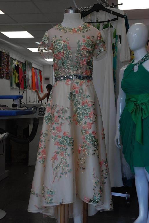 Robe en voile imprimée de fleurs colorées