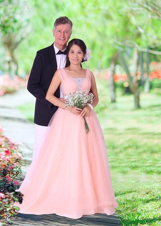 Robe de cocktail ou mariage rose pastel