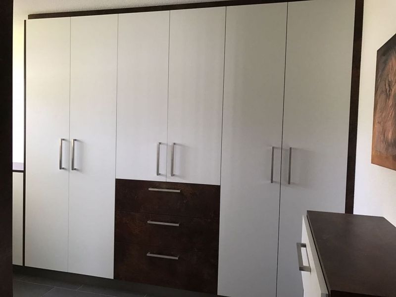 Wildhaber Schreinerei Massivholzschrank, Kleiderschrank