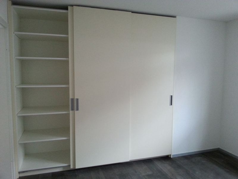 Wildhaber Schreinerei Massivholzschrank, Kleiderschrank