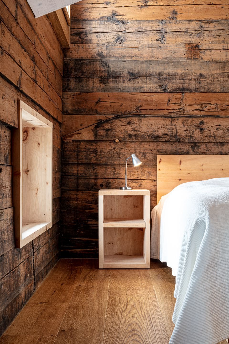 Möbel aus Holz von der Schreiner Pua GmbH