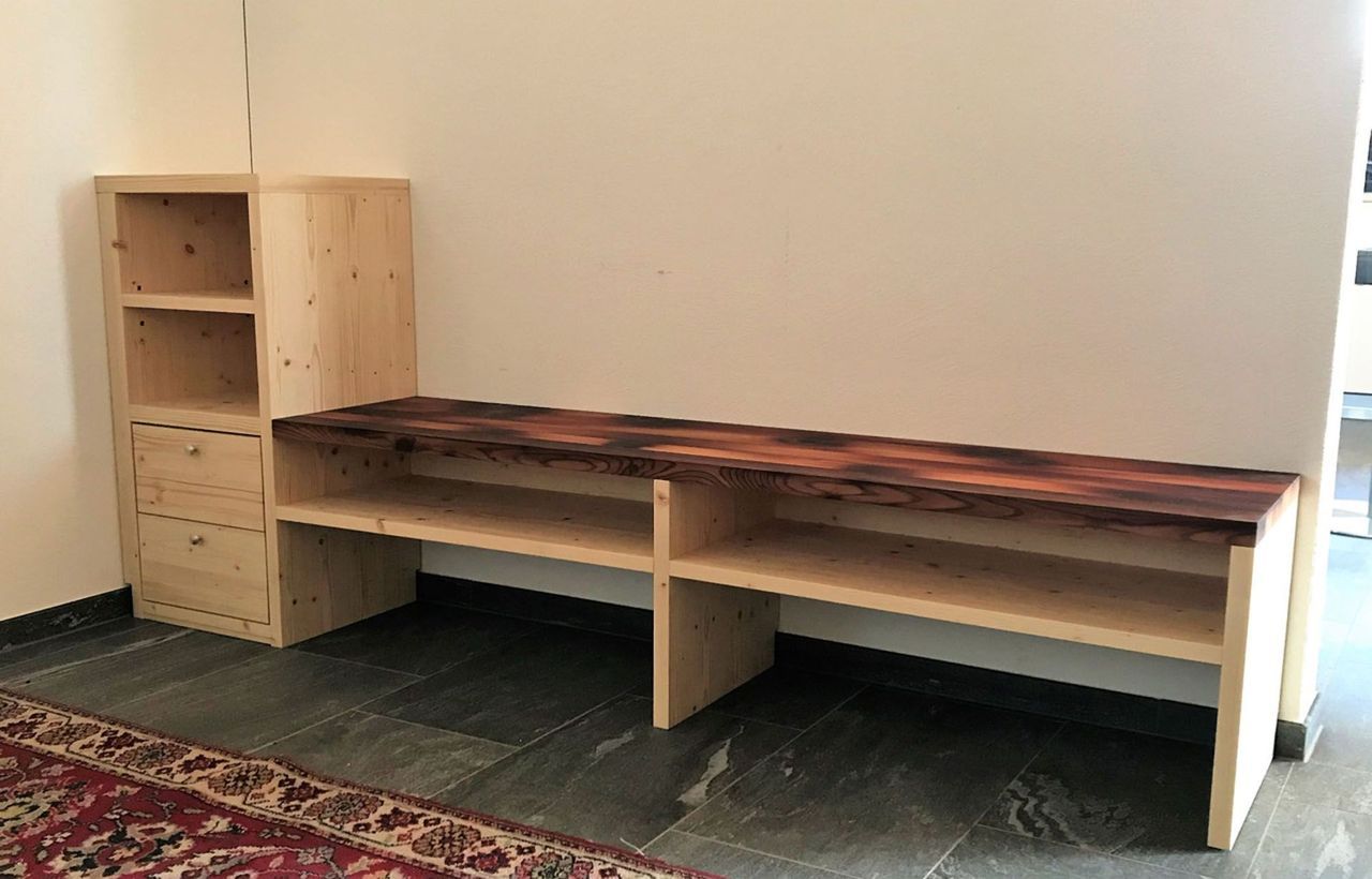 Möbel aus Holz von der Schreiner Pua GmbH