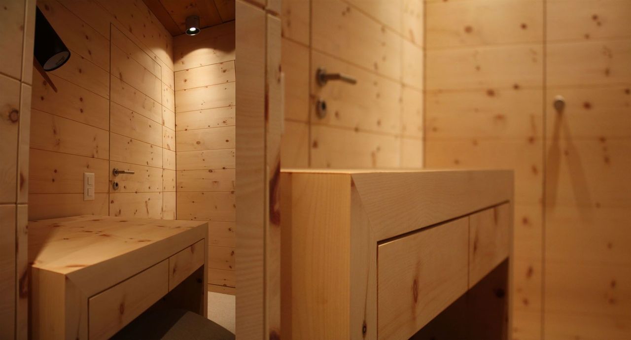 Möbel aus Holz von der Schreiner Pua GmbH