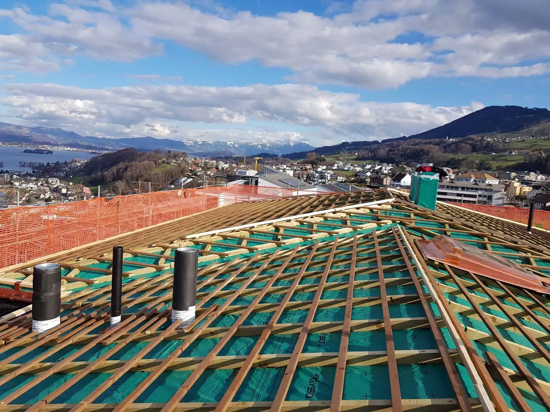 Dach wird neu eingedeckt