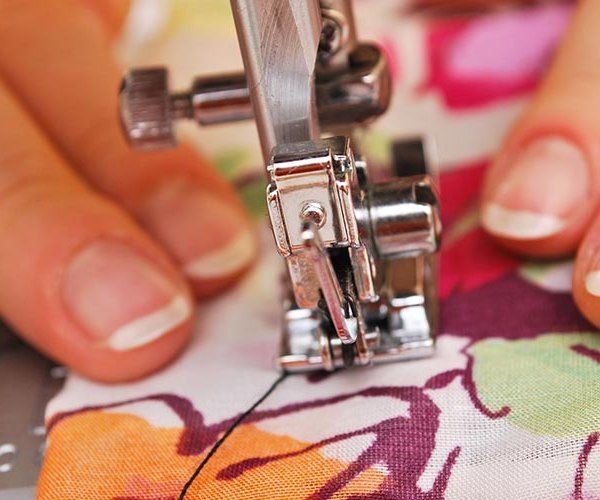 Couture à la machine à coudre