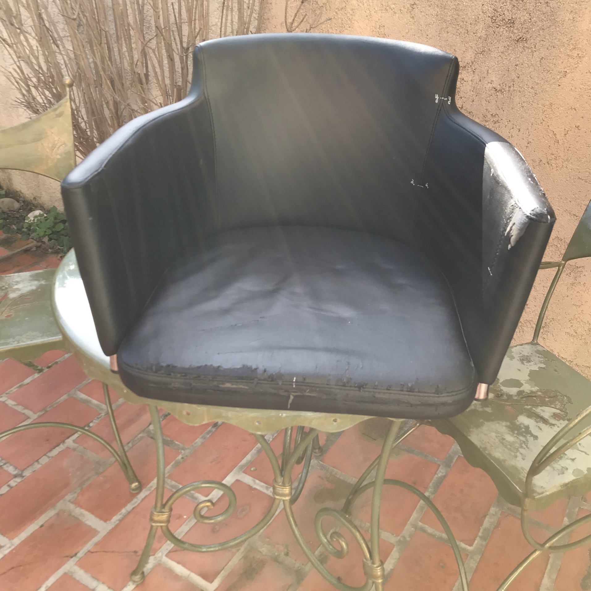 Rénovation de fauteuil avant