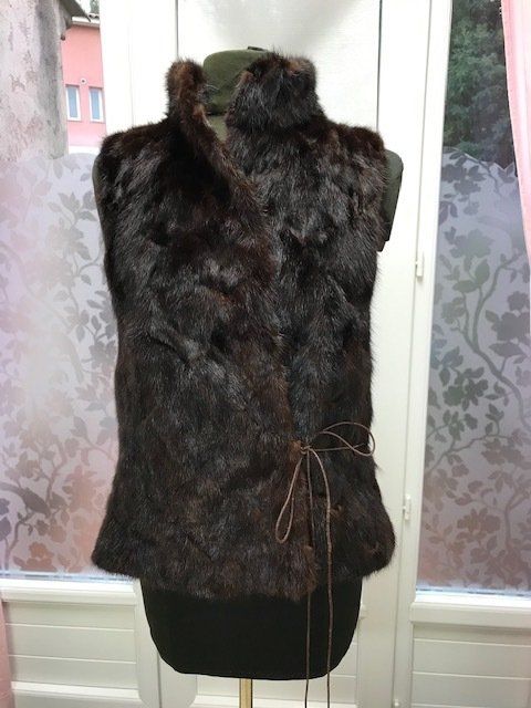 Manteau fourrure fermé