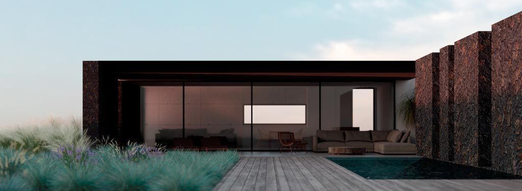 Casa moderna con una gran pared de cristal, terraza de madera y una pared con detalles de piedra. El exterior cuenta con zonas verdes y una piscina.
