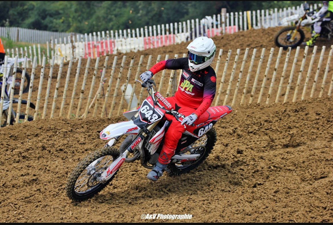 Course de moto-cross