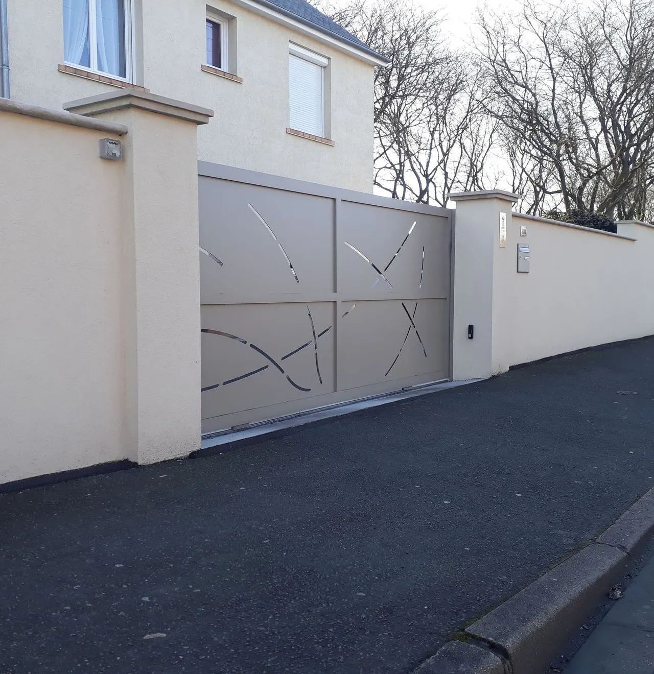 Portail FAMIMY BREDOK de face