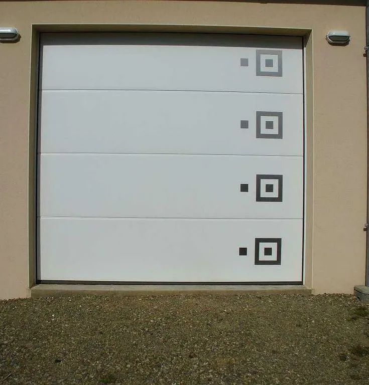 Porte de garage sectionnelle avec éléments design HÖRMANN de face