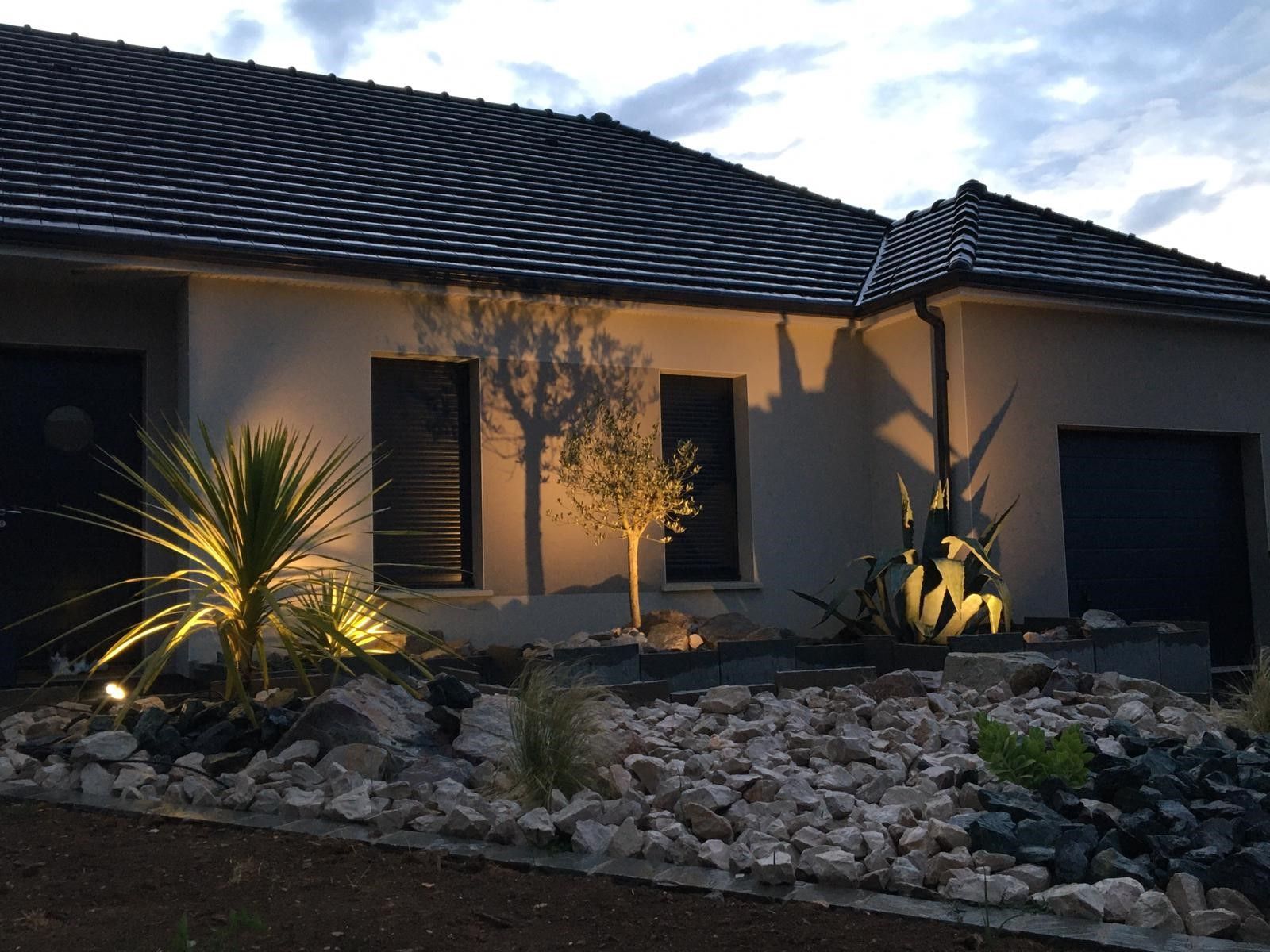 Éclairage aux couleurs chaudes