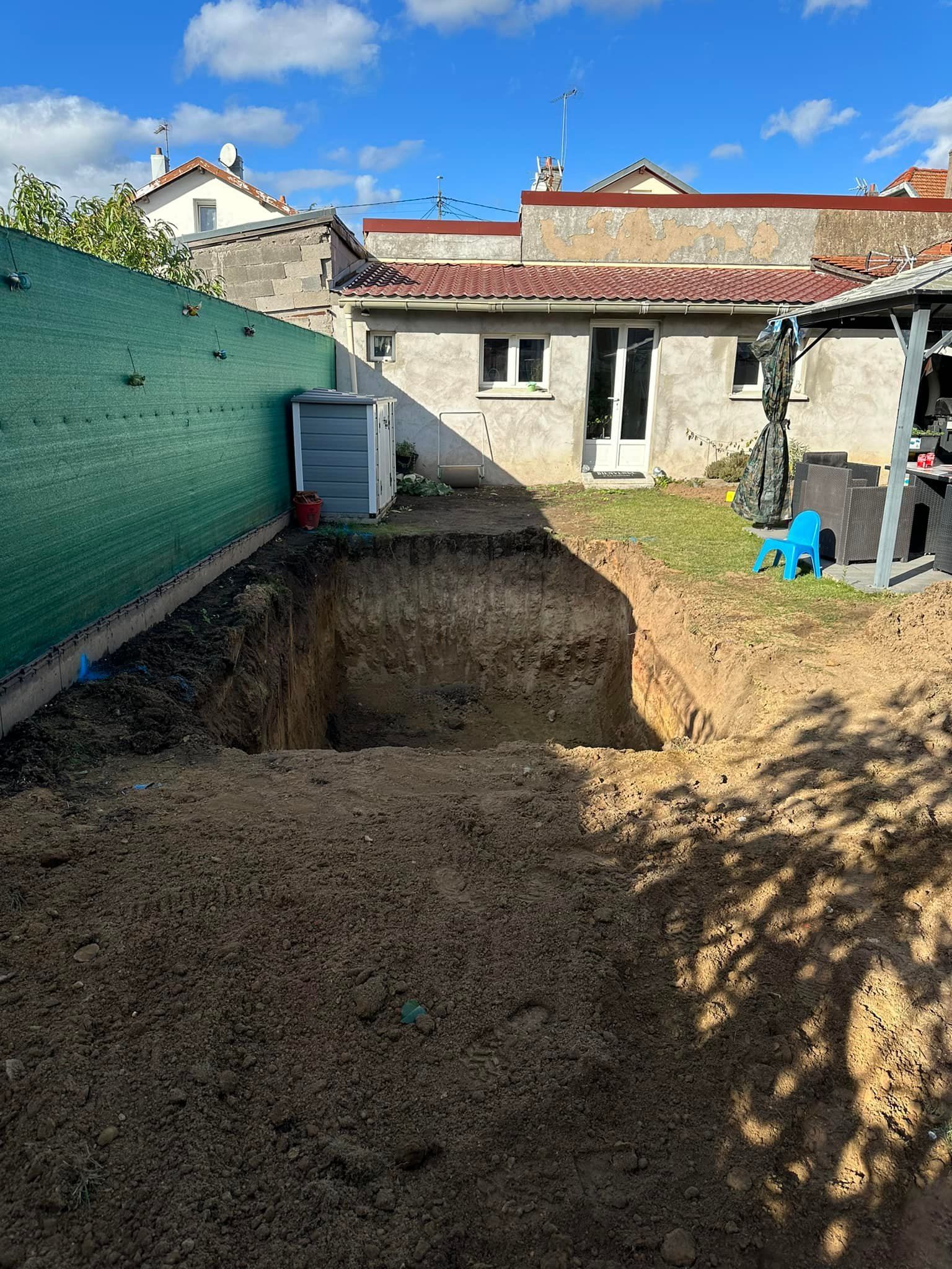 Un bassin creusé