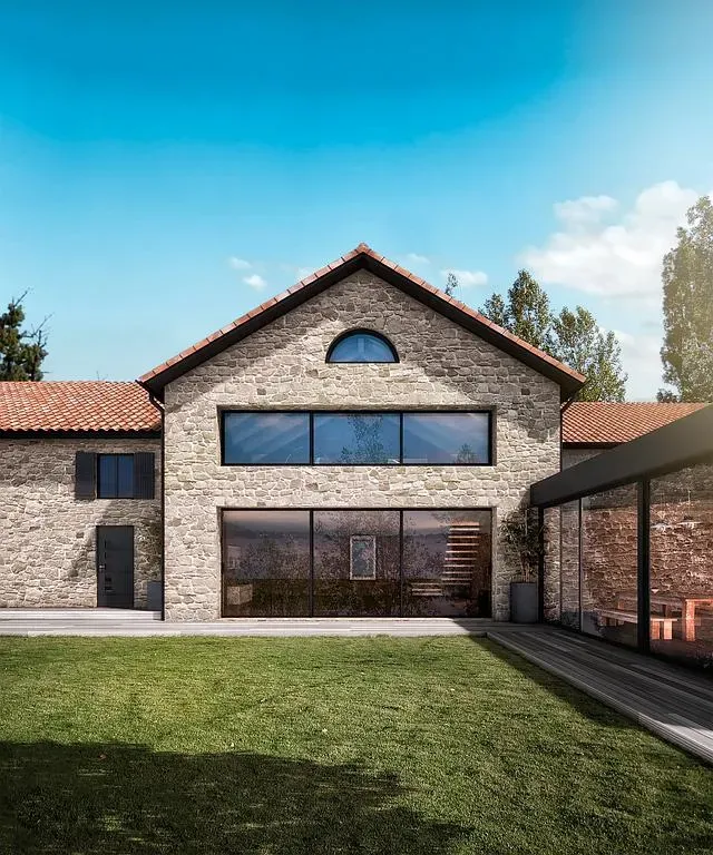 Véranda d'une maison en pierre