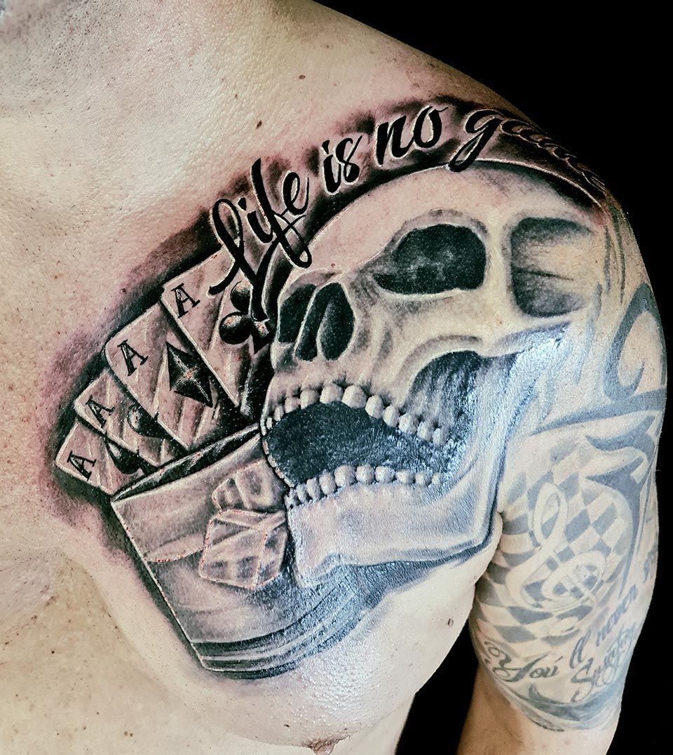 Tattoo von voodoo Island Tattoo