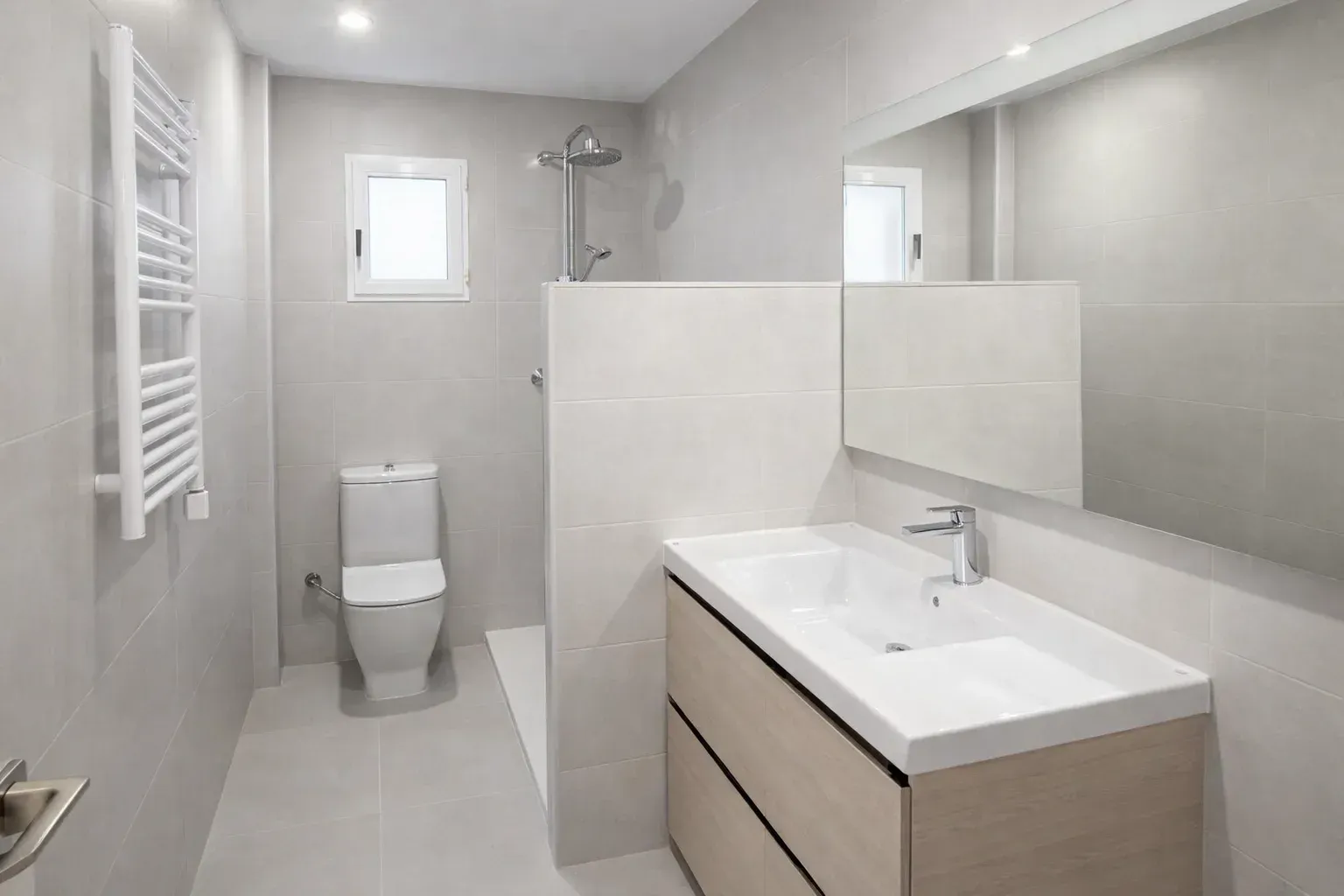 ba&ntilde;o nuevo lujoso