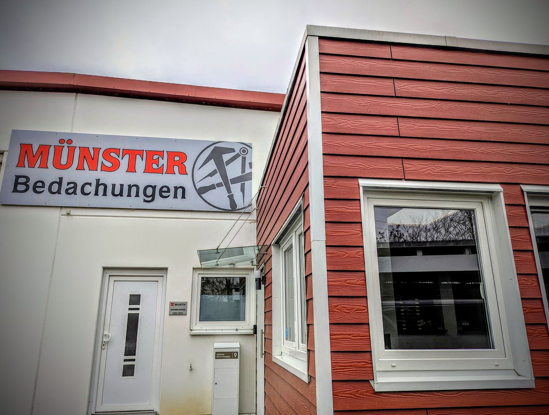 Münster Bedachungen Dachdecker auf dem Dach