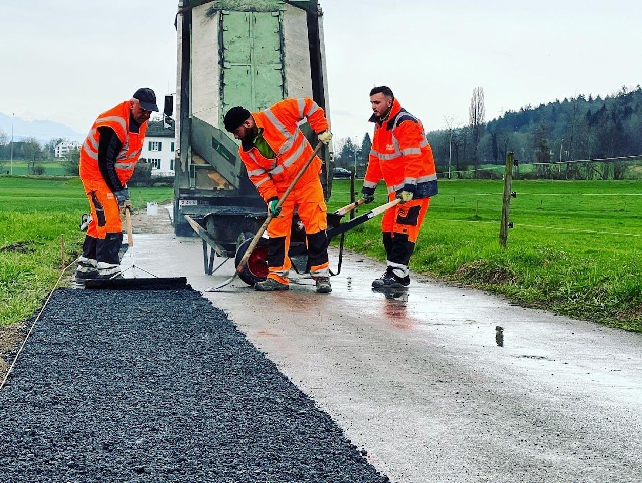 Tiefbau & Belagsarbeiten - Demiri Gartenbau GmbH - Dübendorf