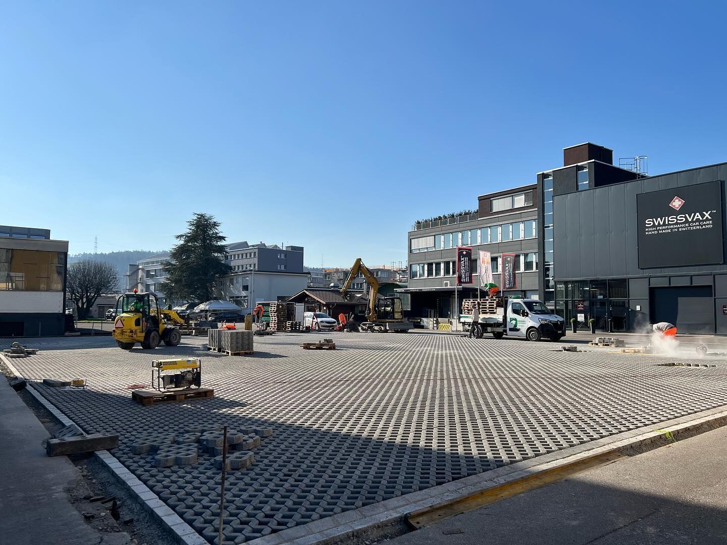 Tiefbau & Belagsarbeiten - Demiri Gartenbau GmbH - Dübendorf