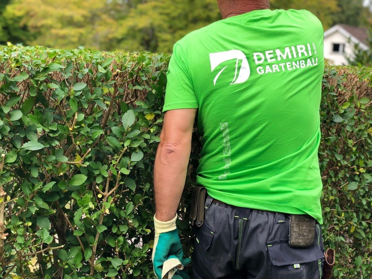 Gartenpflege & Bepflanzungen - Demiri Gartenbau GmbH - Dübendorf