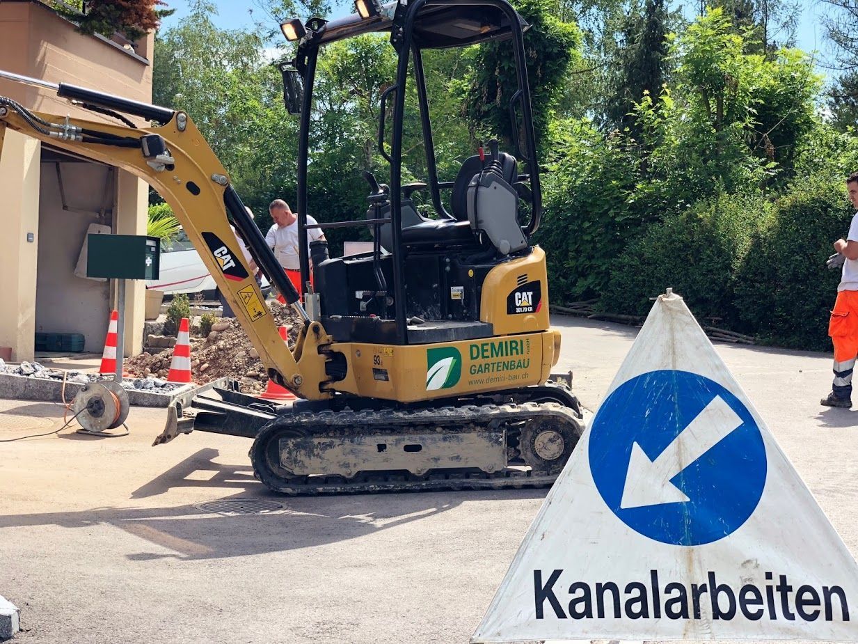 Tiefbau & Belagsarbeiten - Demiri Gartenbau GmbH - Dübendorf