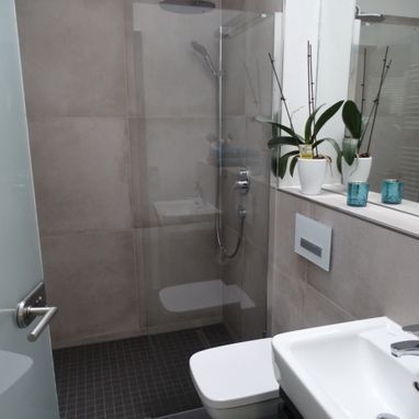 bad mit dusche modern