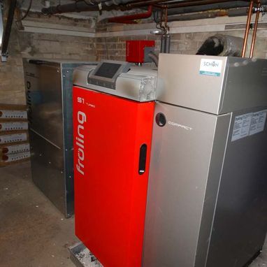 Maschine von fröling