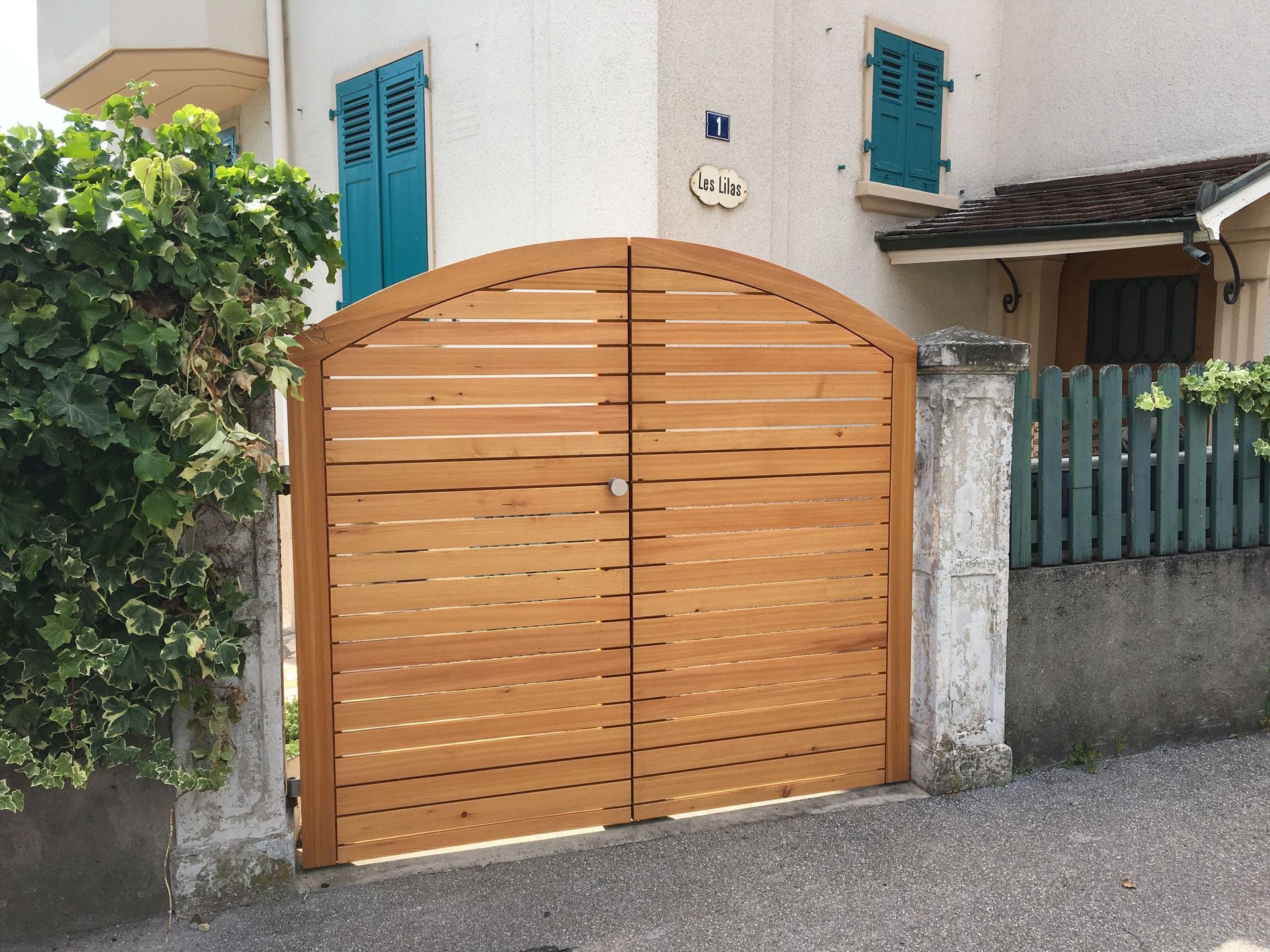 isolation - Youri Gonard