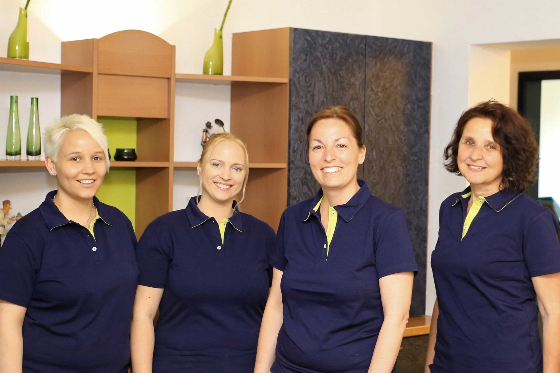 Zahnarztpraxis Köllner Team