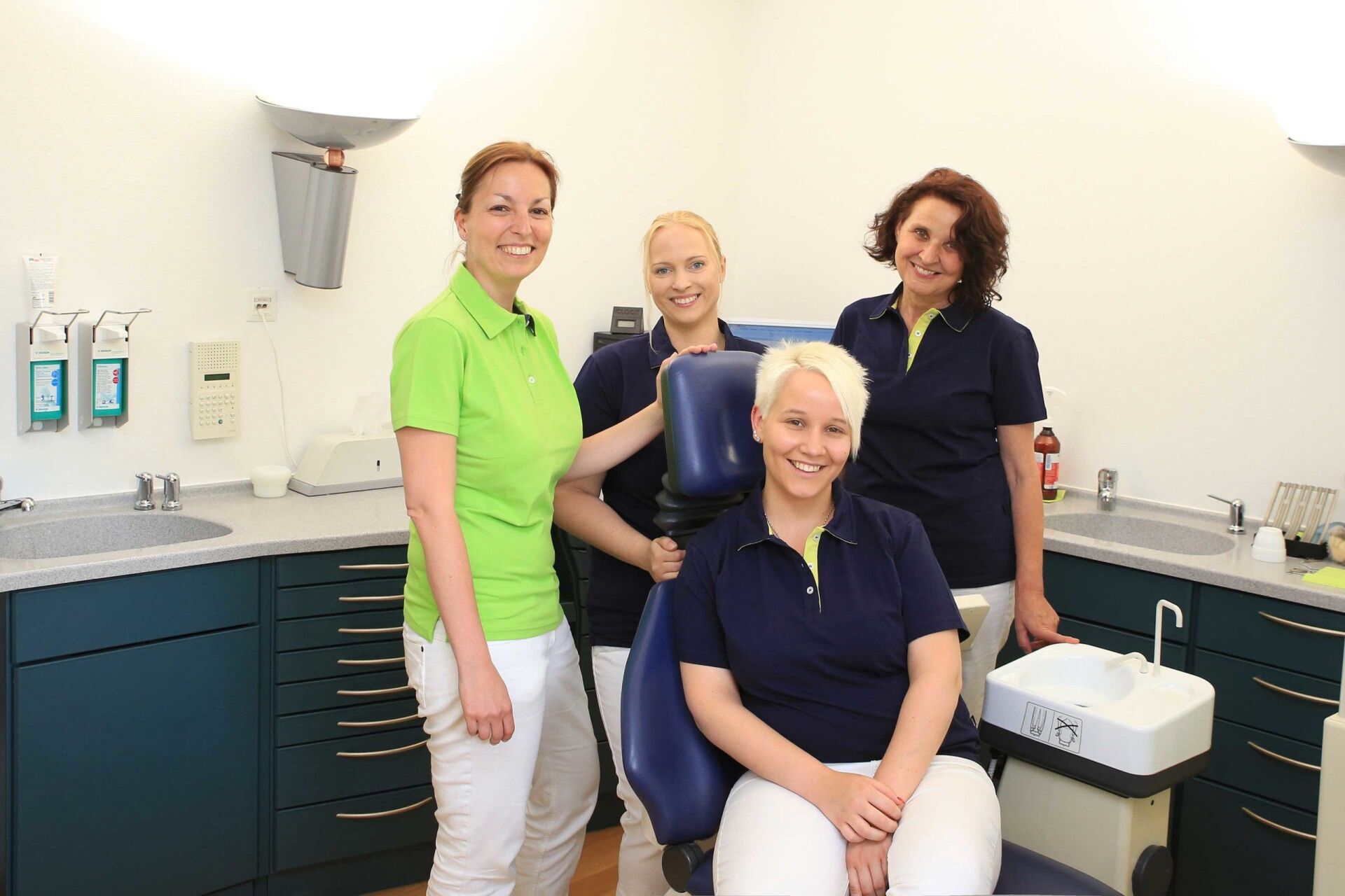 Zahnarztpraxis Koellner Team