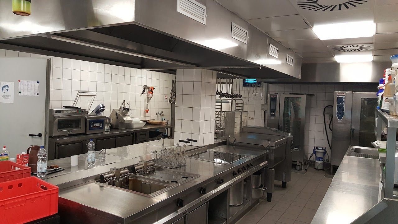 Grossküchenreinigung