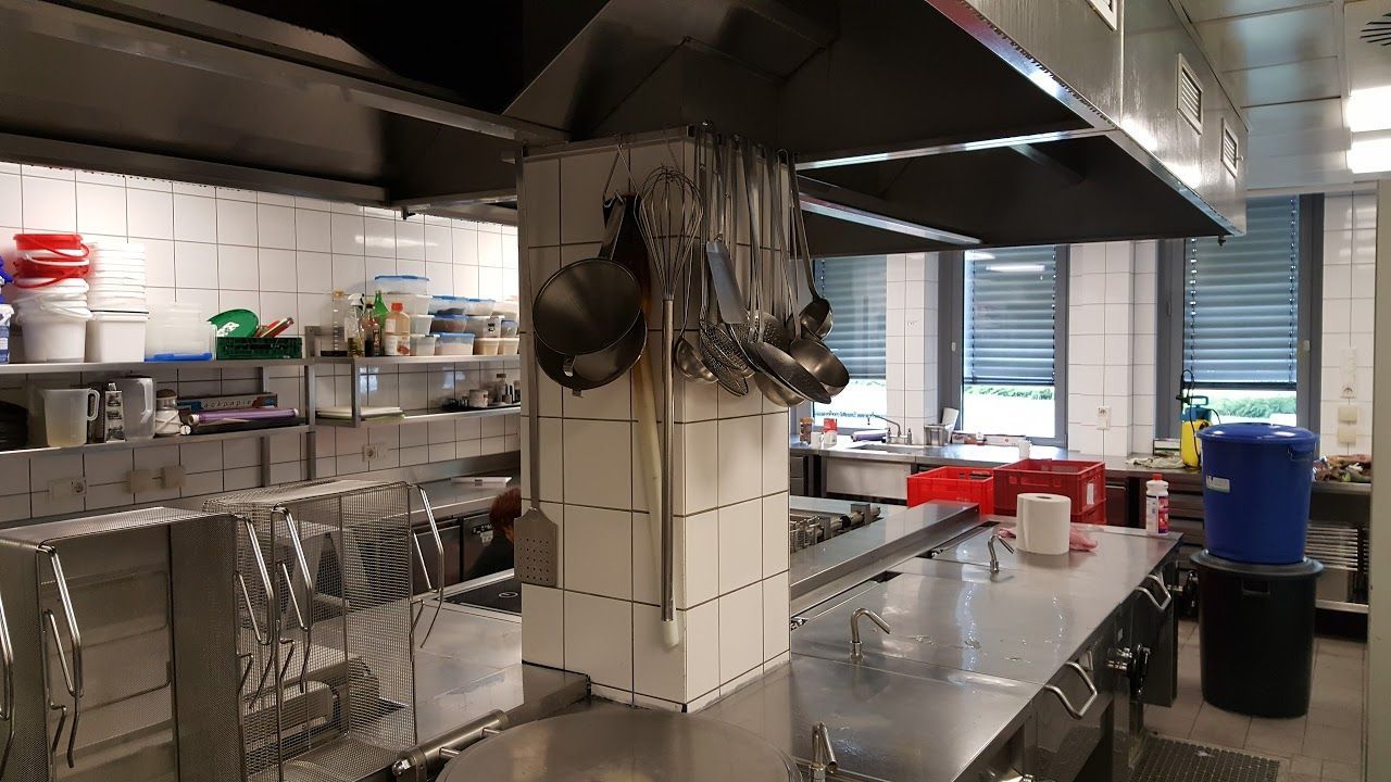 Grossküchenreinigung